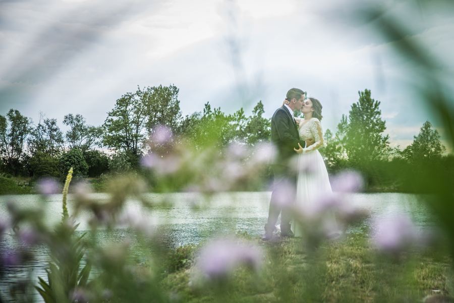 Hochzeitsfoto von Elias Gärtner – Violet-Photographie